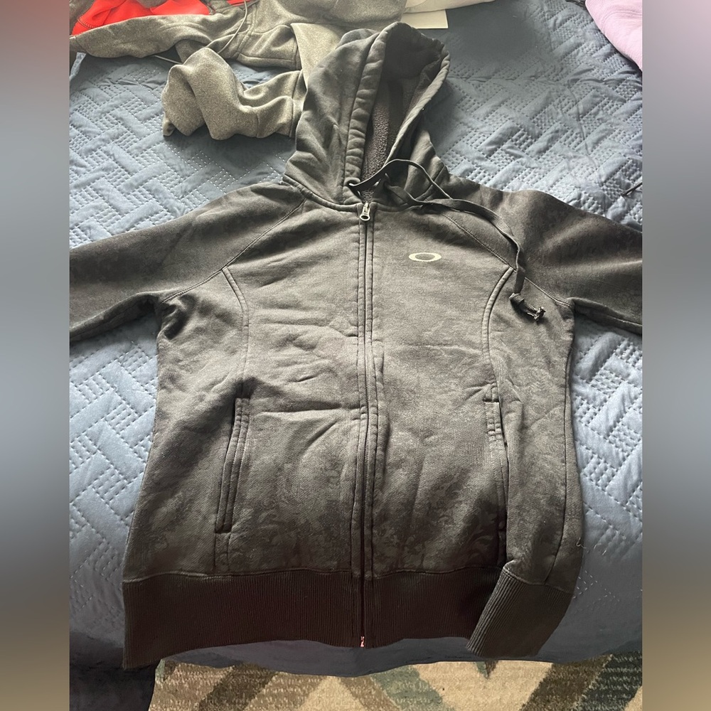 Black Oakley jacket